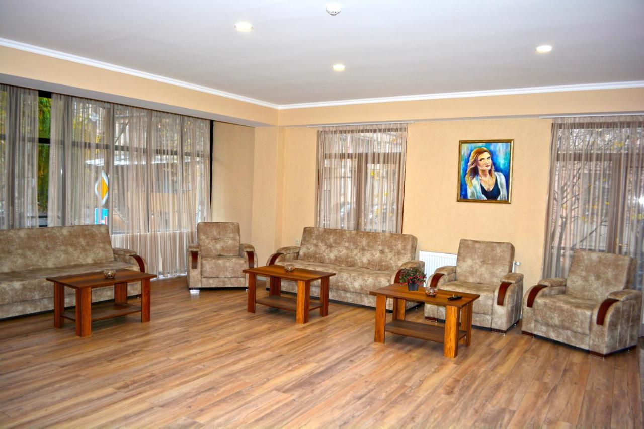 G&G Hotel Τυφλίδα Εξωτερικό φωτογραφία